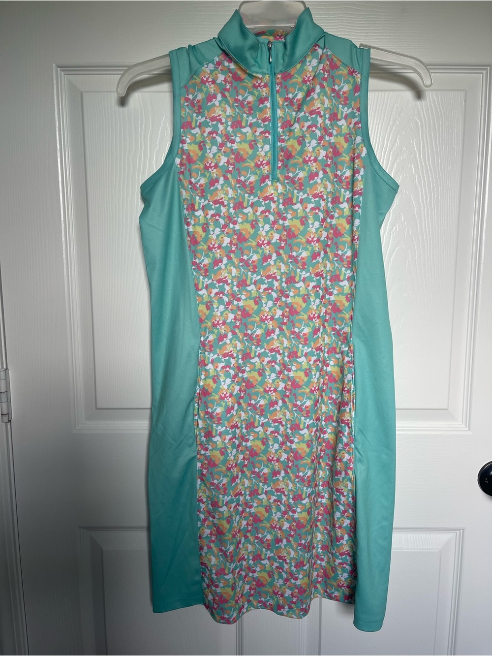 Bermuda Sands Aqua Floral-Print Golf Athletic Dress Zip Collar Size Small